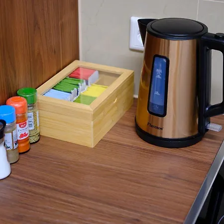 Apartment Primetime Fuer 8+kueche/wifi Essen